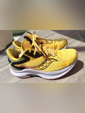 Saucony Axon Women’s Running Shoes - Yellow